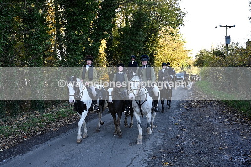 WJ6_9712 - Walk Home