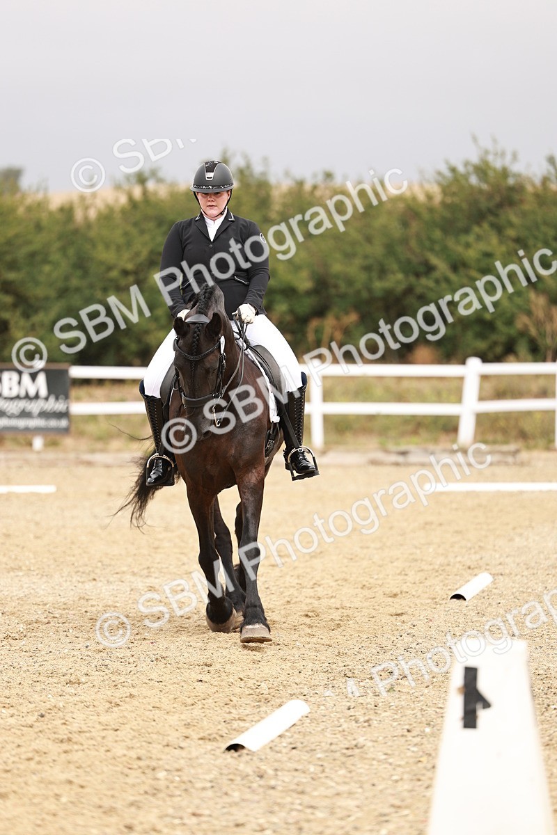 SBM_001881 - Class 8-11 - N2 E1 Warm Up - 12.27-12.59