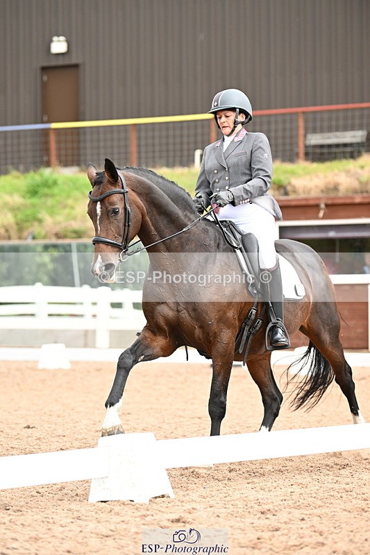 240815A-141004-01967 - 295-Zara.Bassett-Croon.Gravin