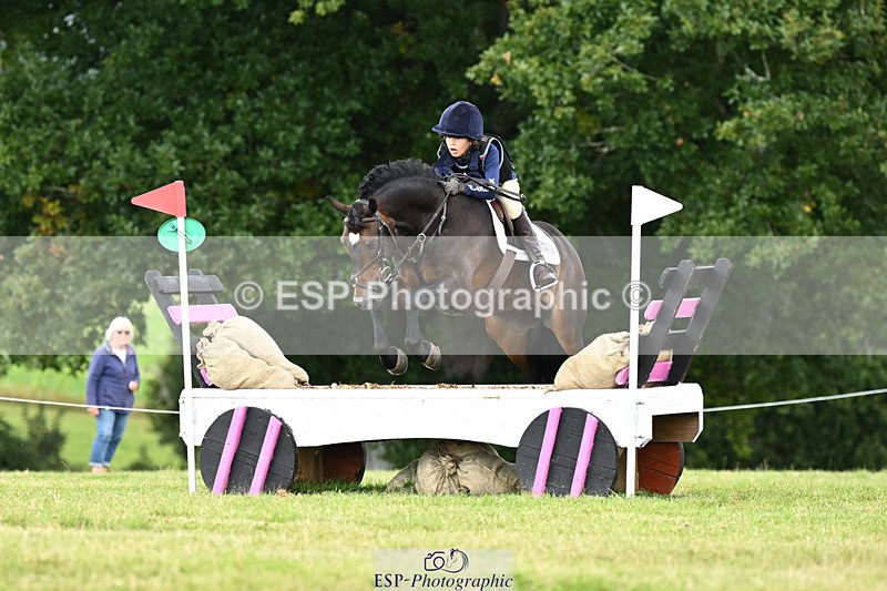 240825X-103041-31119 - 70cm XC 10.00 to 11.00