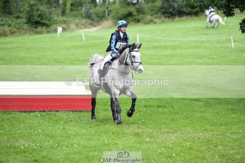 240803-134322-07291 - 205-Jessica_Thomas-QUALITY_STEP_ON