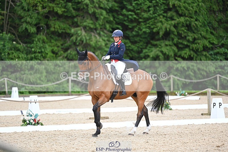 240524-114129-08982 - 520-LONDON_52-Laura_Collett