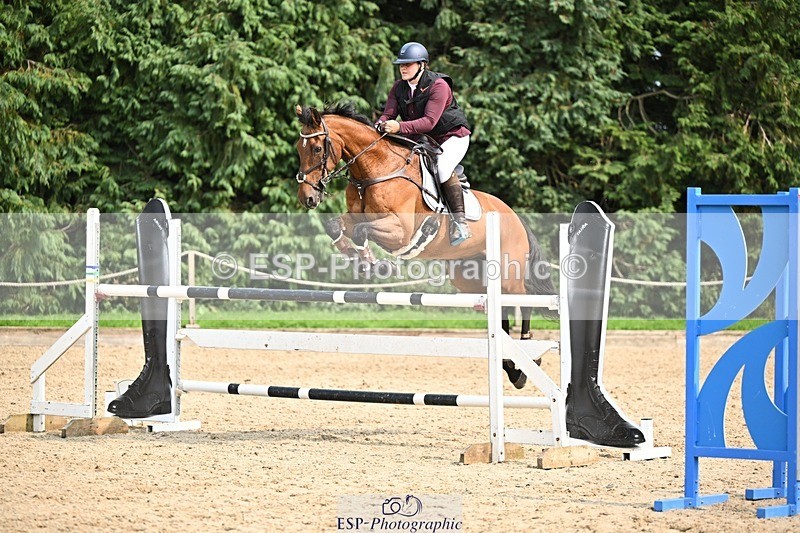 240818-152324-05187 - Cls 12A Snr Foxhunter & 1.20m Open