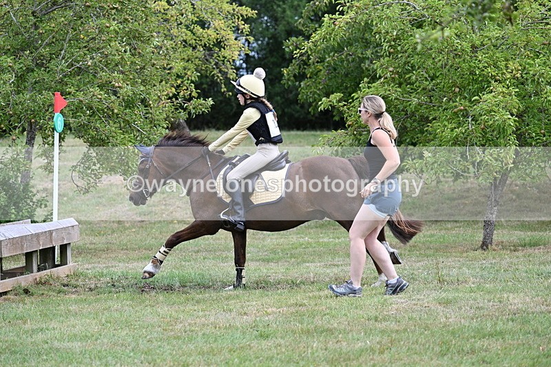 WJ7_4887 - 60cm XC Time 09:58 to 10:16