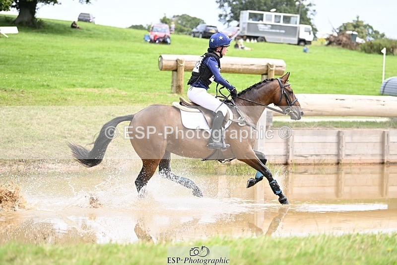 240803-140544-07434 - 212-Mae_Jackson-SWEET_RIOT