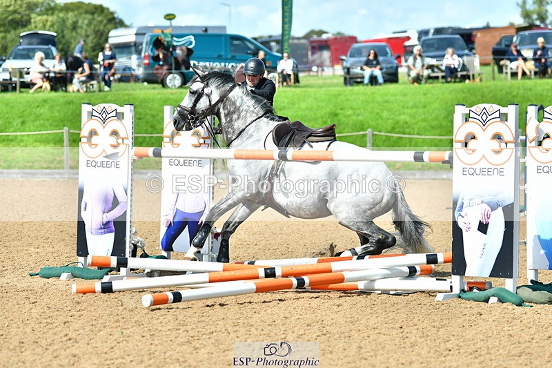 230811A-153311-05897 - Cls 24 Nat 1.30m Open