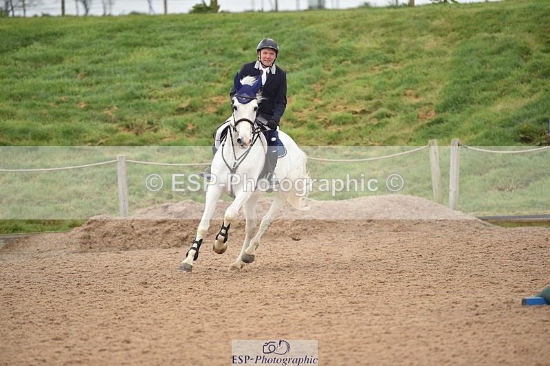 240331A-103308-00407 - 90cm First Round