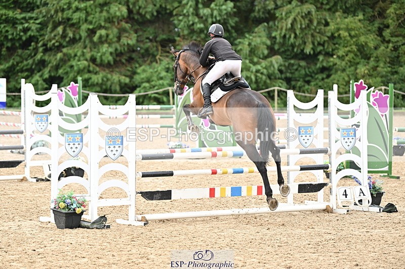 250706A-112011-18437 - Cls 48 Snr 1.05m Grand Prix