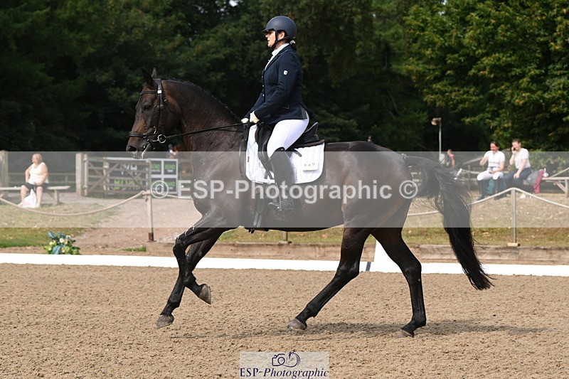 250719A-101247-03297 - 049-Veronica.Roberts-For.J'Adore