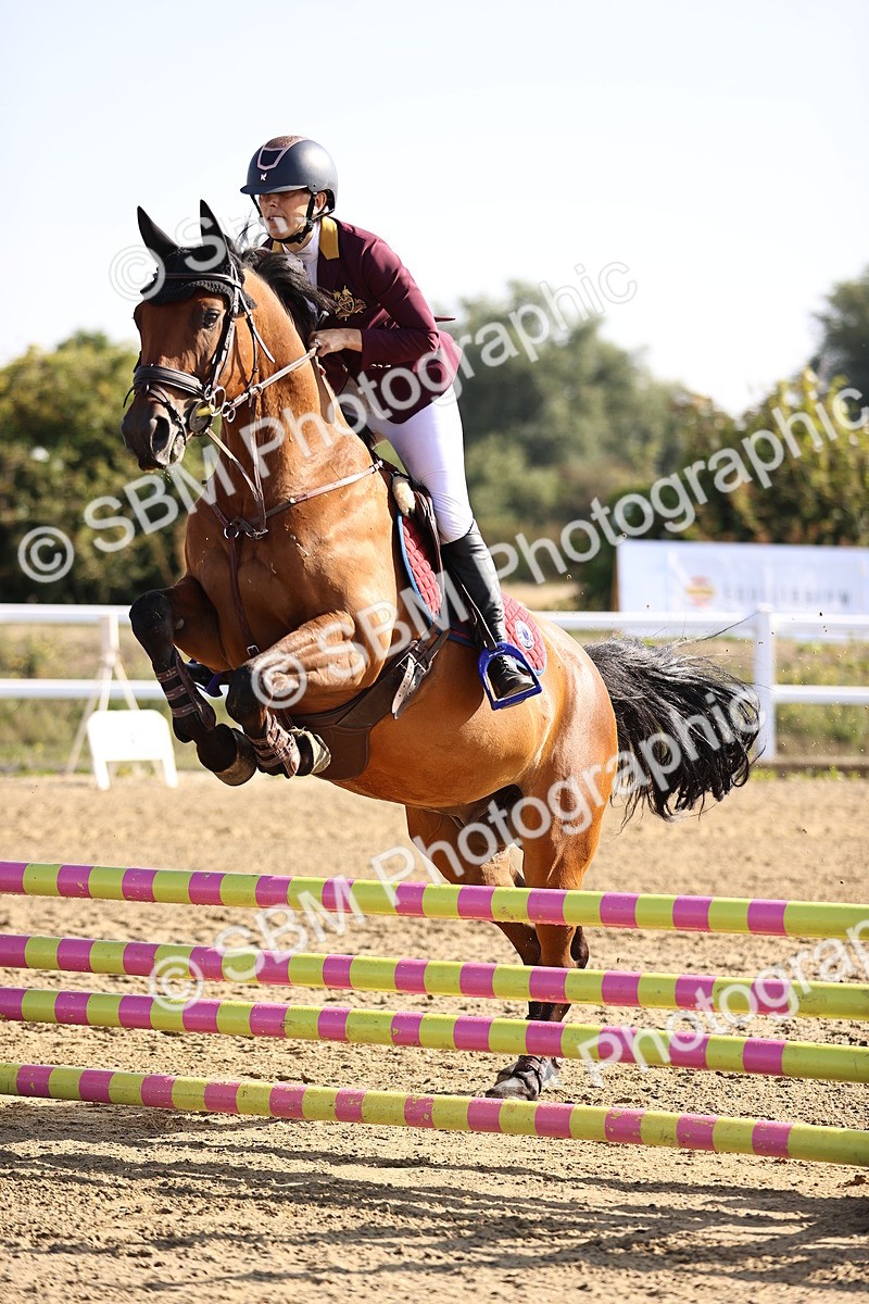 SBM_005451 - Class 8 - Clear Round