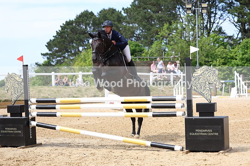 3E7A7026 - Class 7: Senior Newcomers/1.10m open