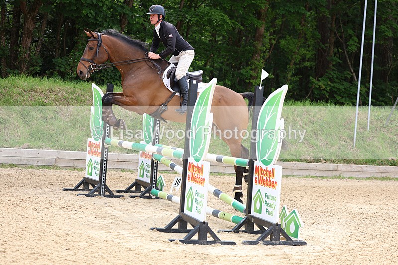 3E7A8591 - Class 4: Senior British Novice/90cm open