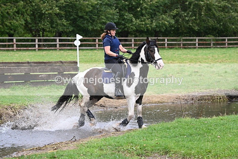 WJ6_2953 - Time at Photographer 11:01 to 11:20