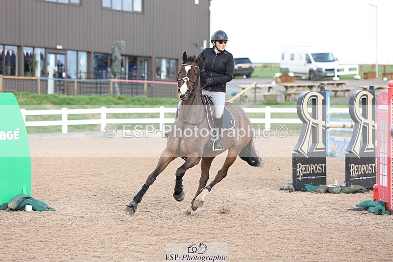 240223A-152522-02297 - Cls 6 Foxhunter and 1.20m Open