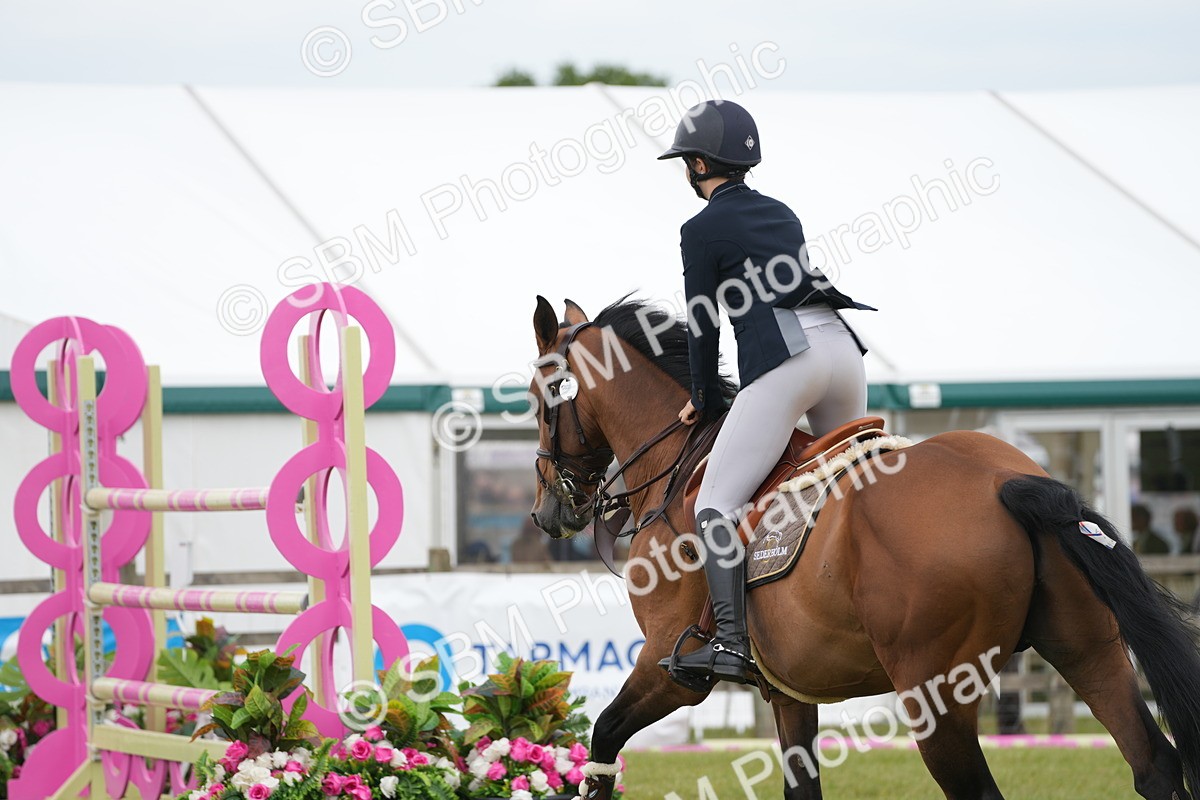 SBM_06457 - Class 202 - National 1.40m Open