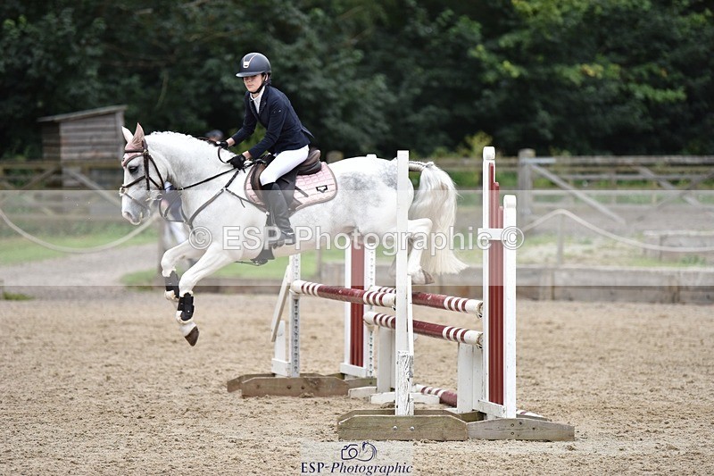 240802-113314-02724 - 90cm Round 1