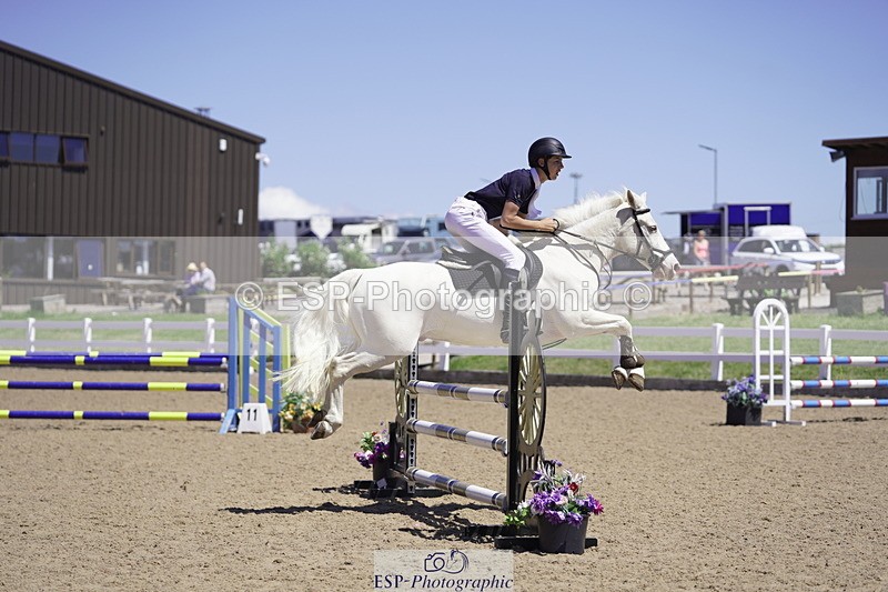 230624A-125546-01444 - Cls 24 Pony Discovery & 90cm Open