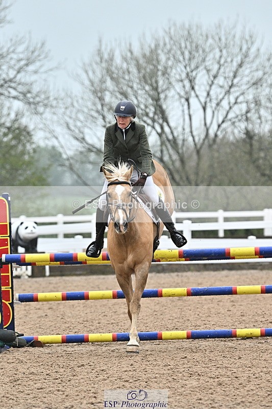 240501A-102605-00272 - Cls 5 Snr Discovery and 1m Open