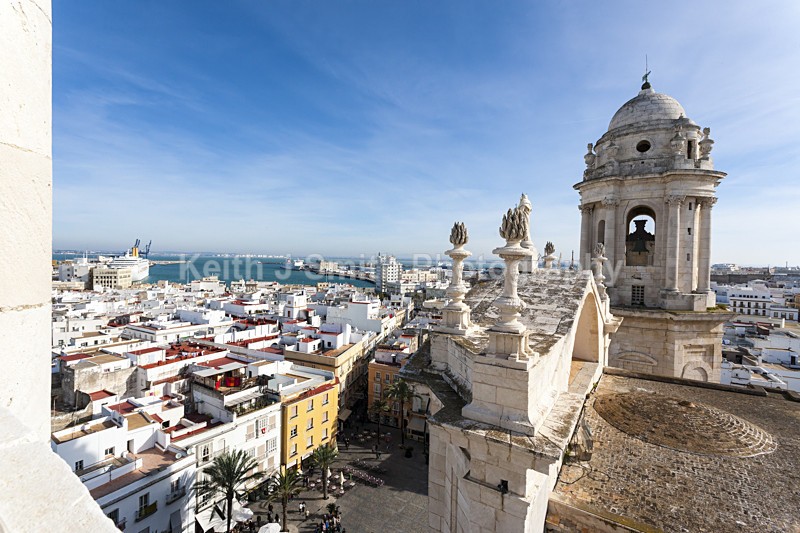 YR6M9610 - Worldwide