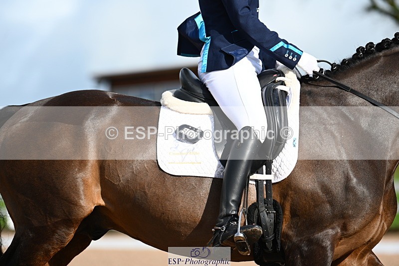 240218A-124423-07309 - 232-Alys.Matravers-VORVASHILL.VERTIGO