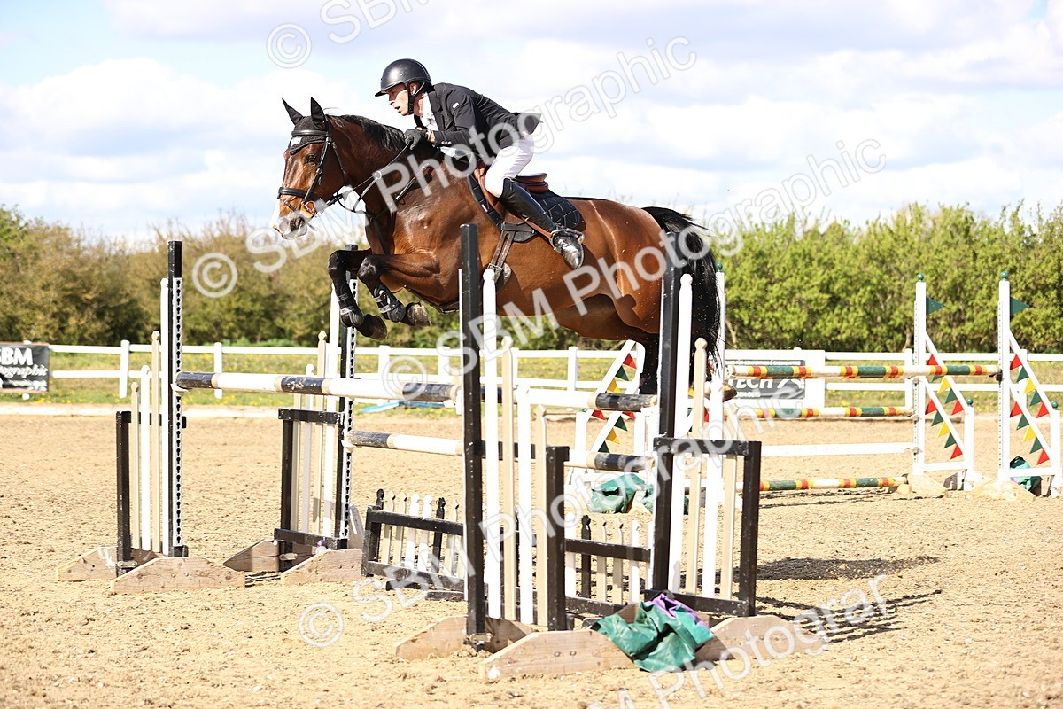 SBM_004959 - Class 19 - Senior Foxhunter - 1.20m