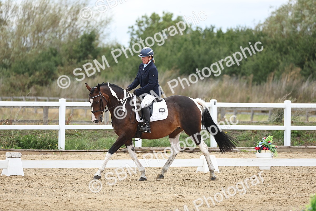 SBM_003868 - Class 8 - Novice 3 Champs