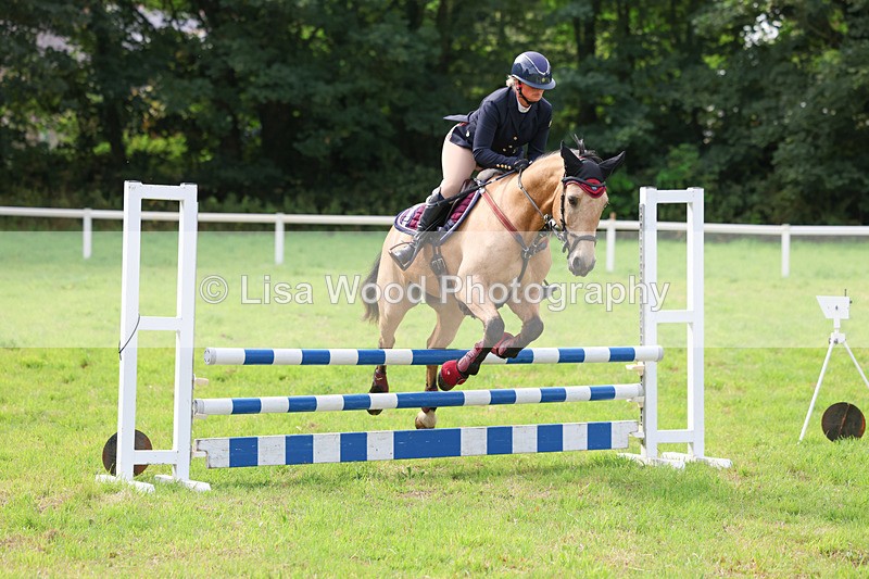 3E7A5578 - Class 2: 70cm Juniors and Seniors