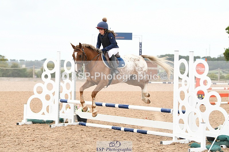 250807-102744-00158 - 70cm Round 1