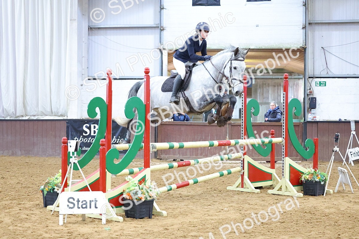 SBM_009993 - Class 21 - Nupafeed Supplements Senior Discovery/ 1m Open - First Round (1.00m)