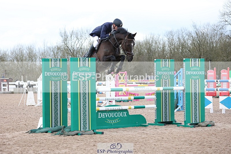 240223A-124247-01185 - Cls 5 Newcomers and 1.10m Open