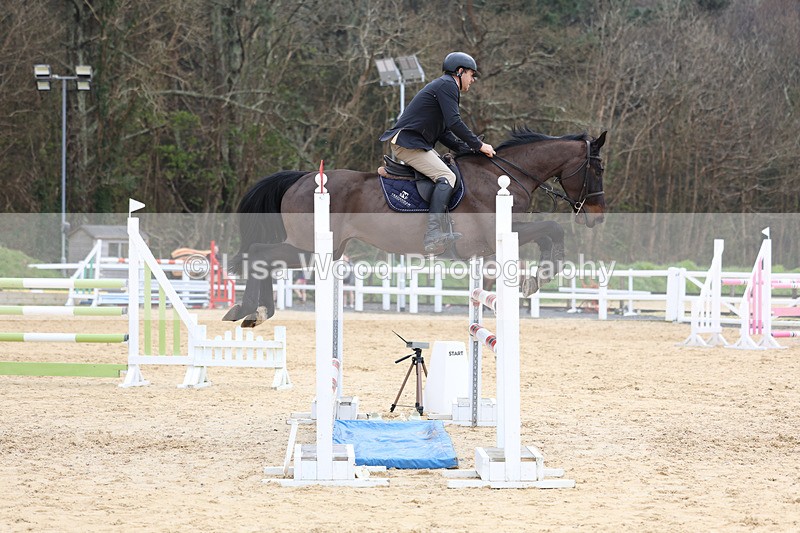 3E7A7797 - Class 9: Senior Foxhunter/1.20 open
