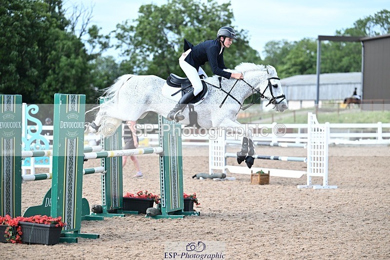 260627-174854-05856 - Cls 27 Foxhunter and 1.10m