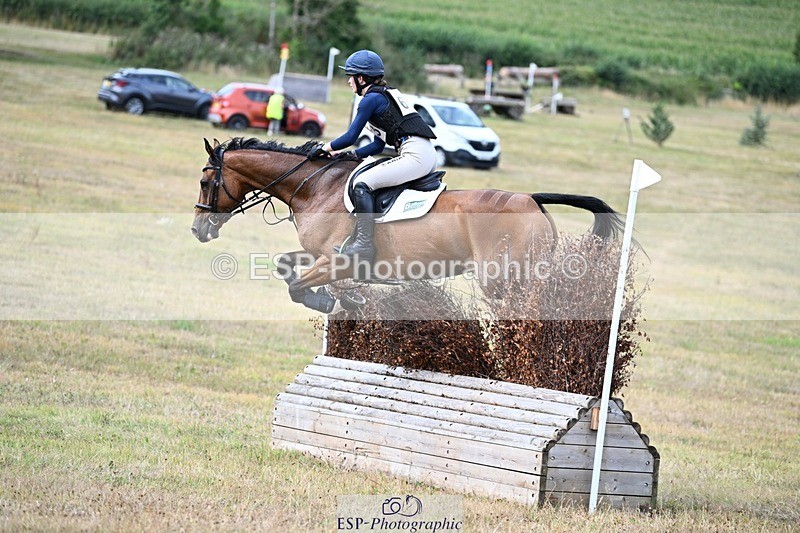 250803A-154408-16352 - O-683-Katie.Corbin-SPORTSFIELD.U2