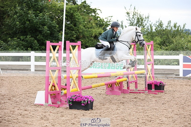 240630A-180320-16278 - Cls 28 Stepping Stones 128cm + 138cm