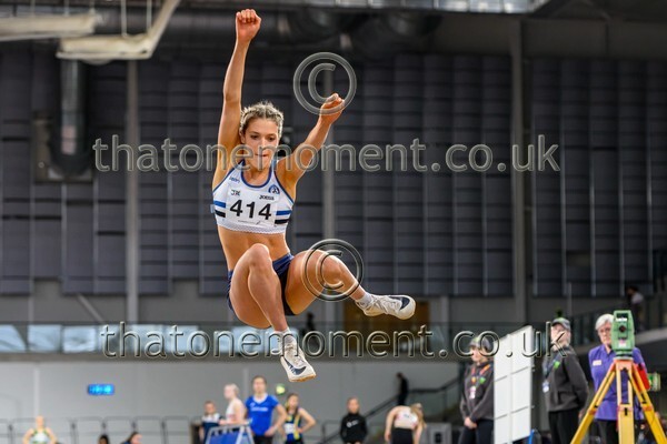 AgeInd25SUN-912288 - Field Female