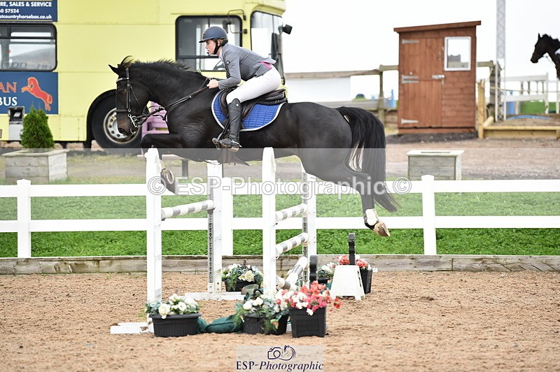 231013A-130240-01689 - Cls 3 1.05m Amateur Quali