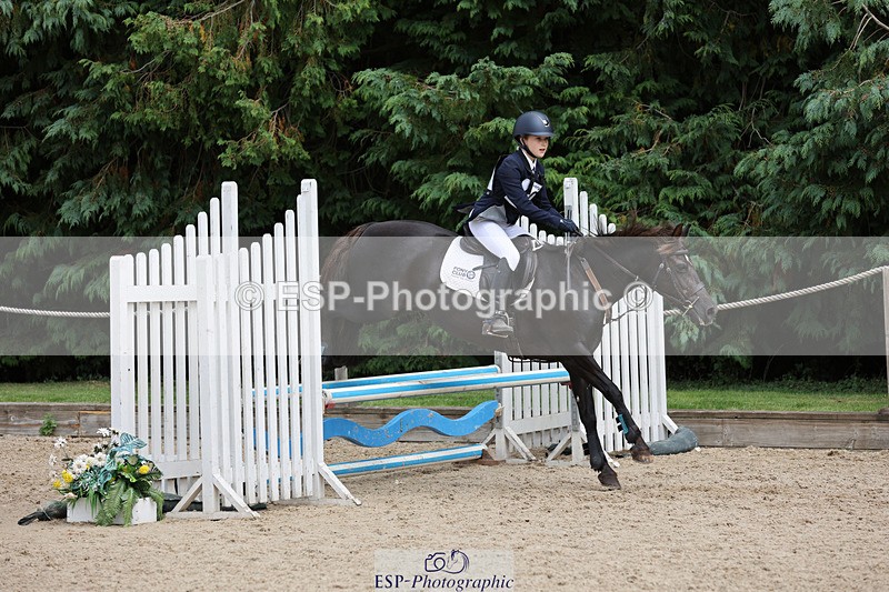 240823X-140613-18185 - 70cm R1 13.45 to 15.30