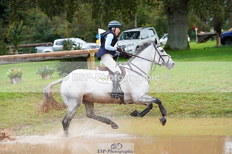 231021-115222-15641 - 624-CORRIEVIEW.OSCAR-Jane.Rogers-SC+XC