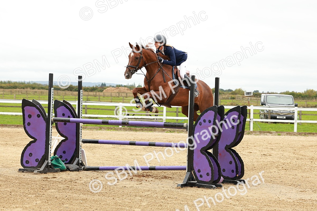 1I0A7975 - Class 5 - Senior Foxhunter 1.20m