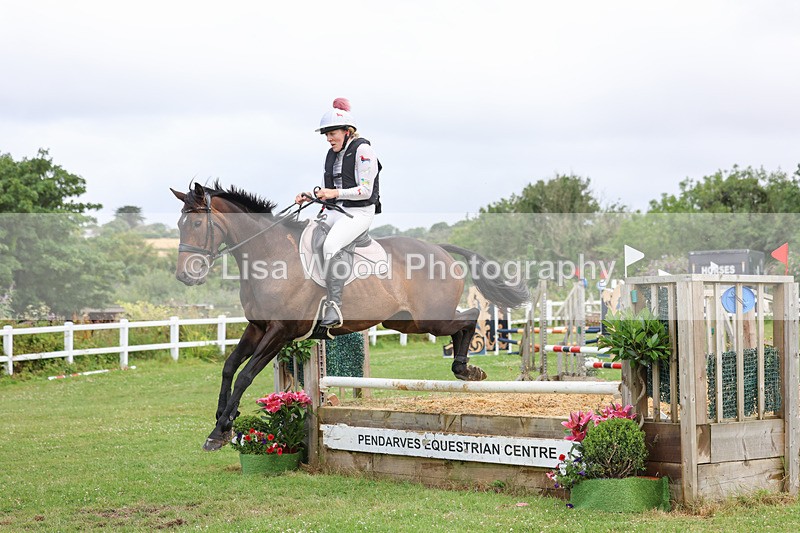 3E7A1001 - Class 4: 70cm Senior