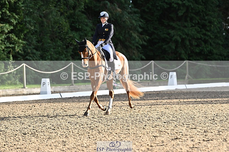 241023-154713-00768 - 010-Julia.Norman-SCOTCH.ON.THE.ROCK'Z