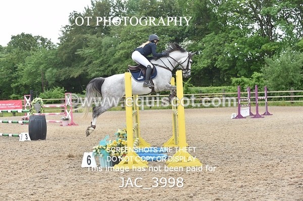 JAC_3998 - CLASS 4 - SAT -Senior Newcomers/ 1.10m Open