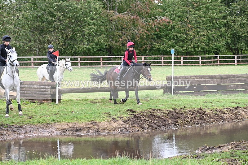 WJ6_6133 - Time at Photographer 12:41 to 13:05
