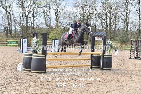 BPP_0248 - CLASS 2 FRI Senior BritiNovice/ 90cm Open