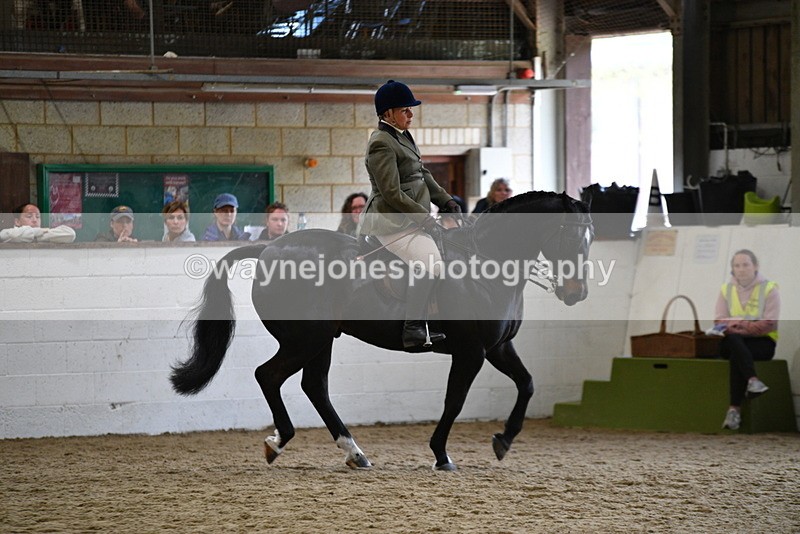 WJ5_6100 - Class 9 Ridden Veteran