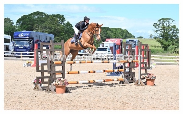 BPP_1054 - CLASS 4 FRI Newcomers/ 1.10m Open