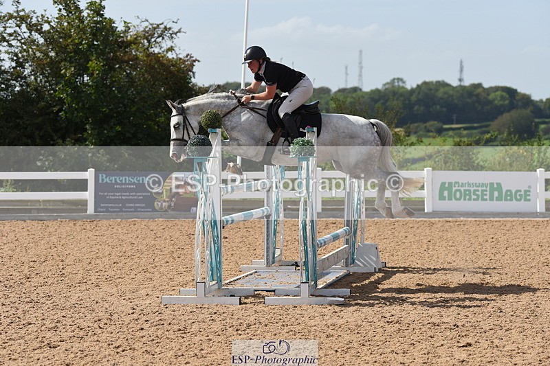 230906A-141754-00572 - Foxhunter & 1.20m Open