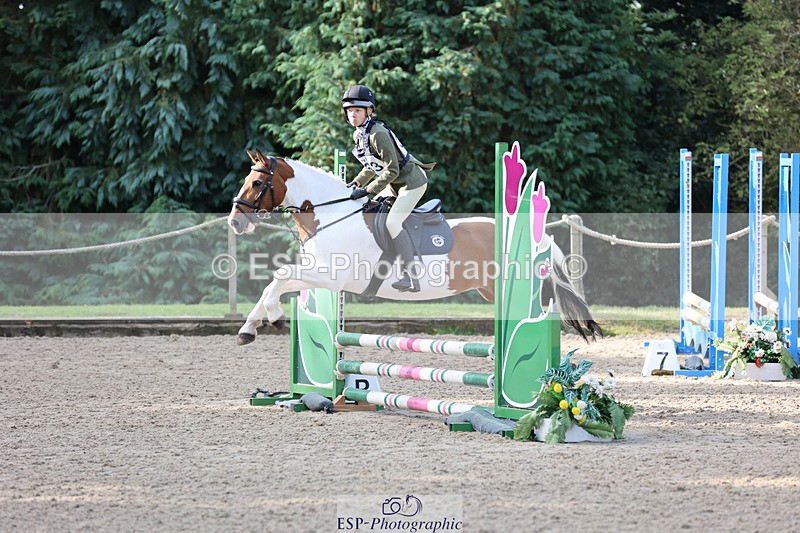 240823X-091443-14462 - 60cm R1 8.30 to 10.00