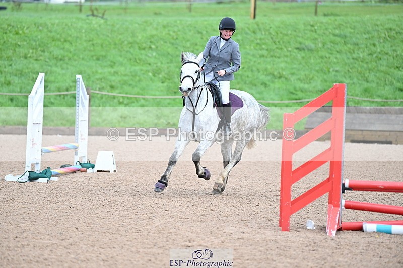 231029A-092355-02364 - 60cm Club and Schools