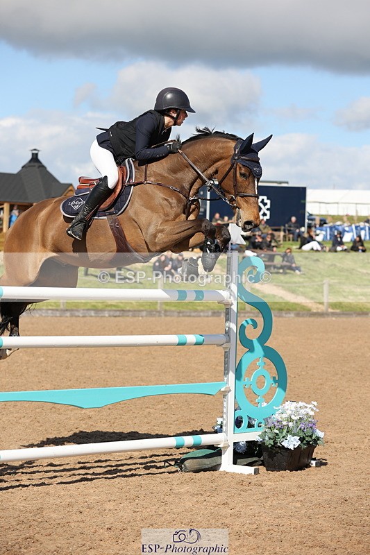 240419A-161201-09228 - Cls 10, 2 Star Big Tour 145cm  15.45 to 16.35 break